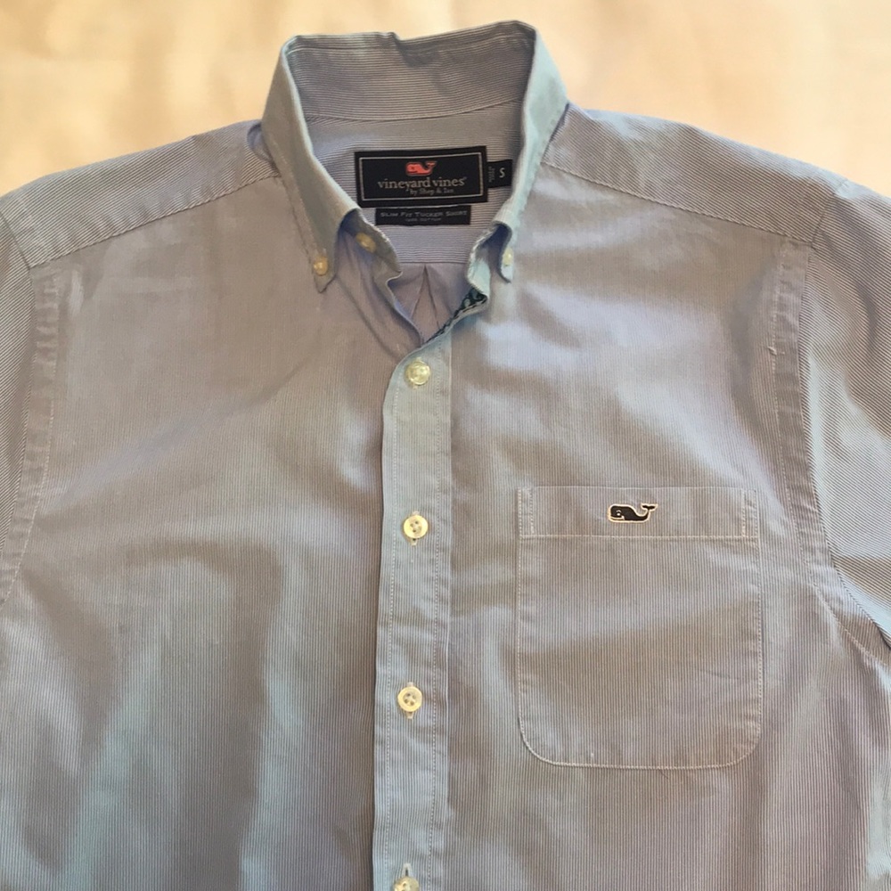 Vineyard Vines Button Down - image 2